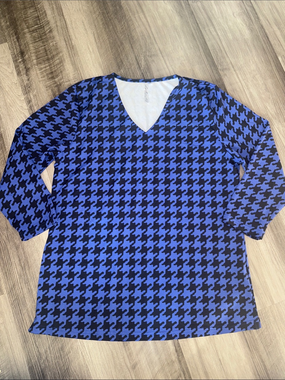 Lulu-B large shirt top houndstooth blue black womens resort wear casual stretch